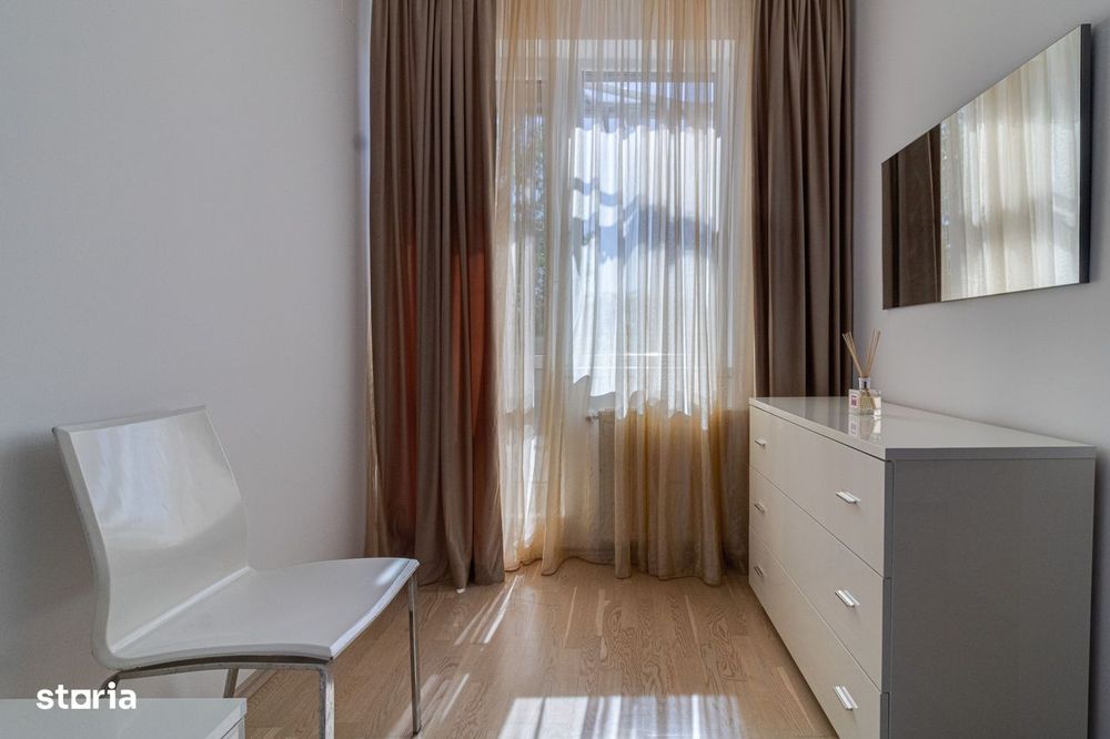3 camere, LUMINOS, 90 mp + gradina 150 mp, View SUPERB, Parcare! — fotografia 3