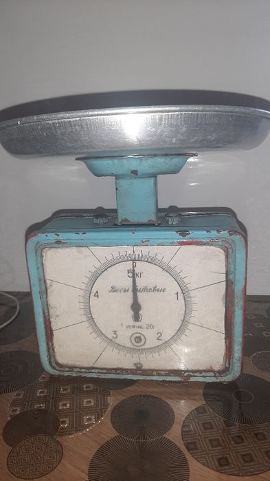 Продам весы с чашей 5кг