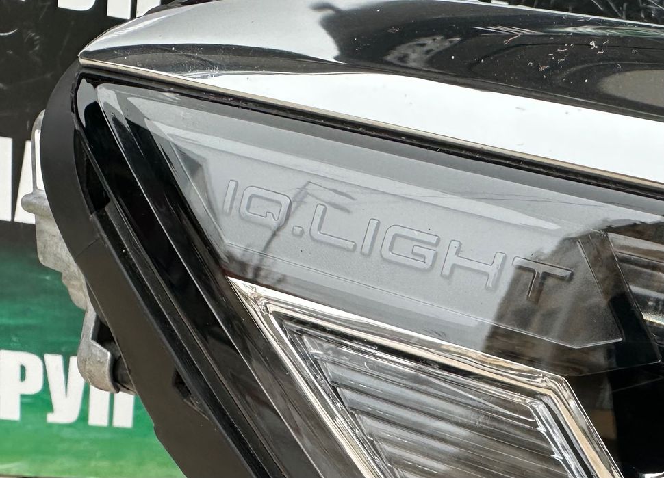 Фар far десен фарове IQ.LIGHT за Фолксваген Пасат Б8 Vw Passat B8 фейс