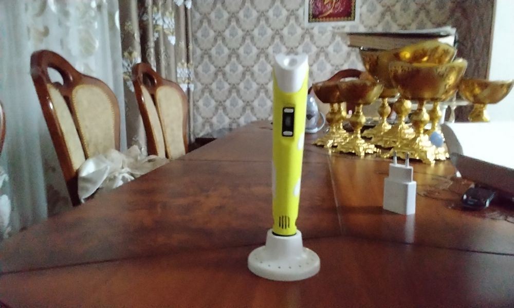 Продам 3D ручку Цена:200.000 сумов