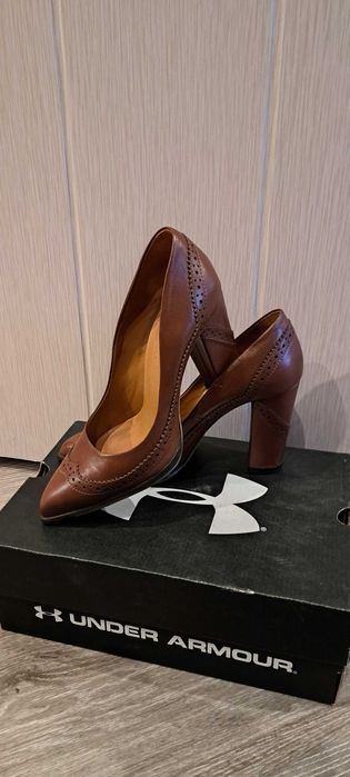 Дамски обувки и боти от ест. кожа 37, 38 и 39 номер, всичко на 30 лева