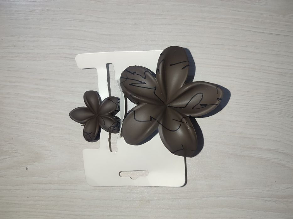 Заколка сотилади йенги