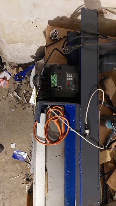 Продам токарный станок по дереву