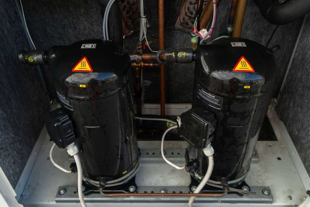 Chiller/Pompă de căldură răcit cu aer CLIMAVENETA NR-N-LN-CA 0262P – 70.25 kW/73.12 kW | chiller 65 kw pret | Nou