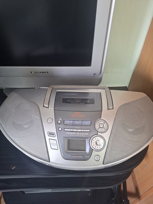 Продам усилители, телевизор,магнитофон