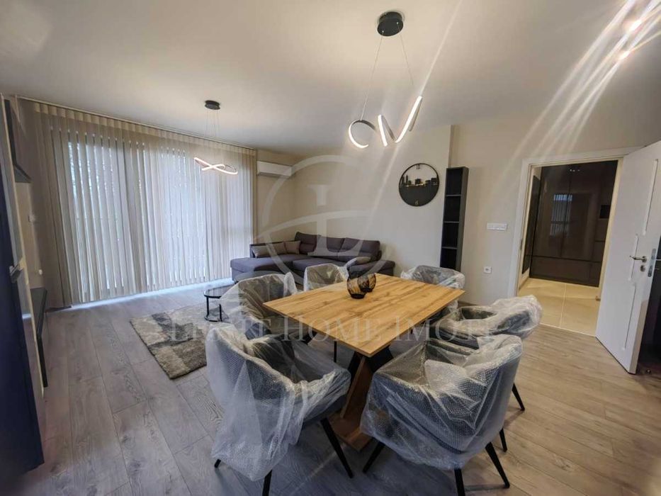 Продава се Двустаен апартамент в Пловдив, Христо Смирненски - 98 кв.м за 1860 €/кв.м - Снимка #2