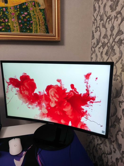 Монитор Samsung C27F390FHI черный