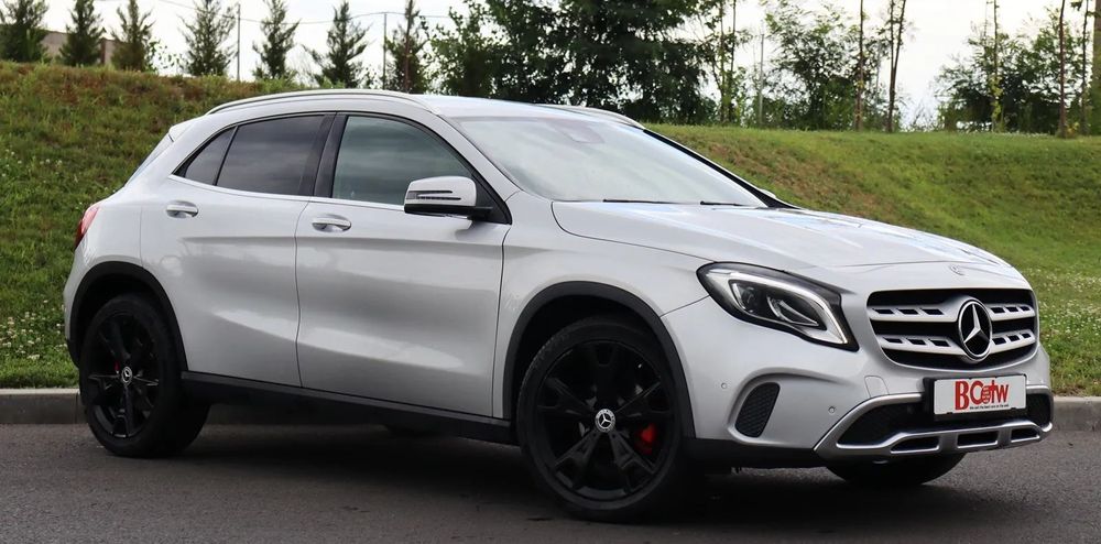 Mercedes-Benz GLA 2018 / Facelift / 4 Matic / 177 CP / Camera / Incalzire/Full LED