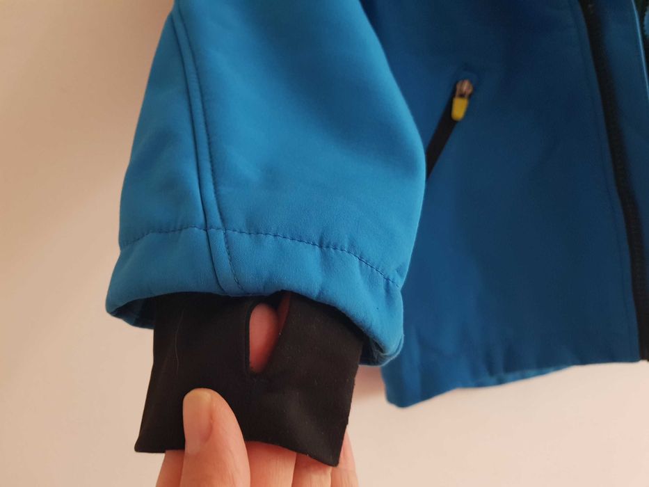 Яке H&M от софтшел, р.104 (3-4 години)