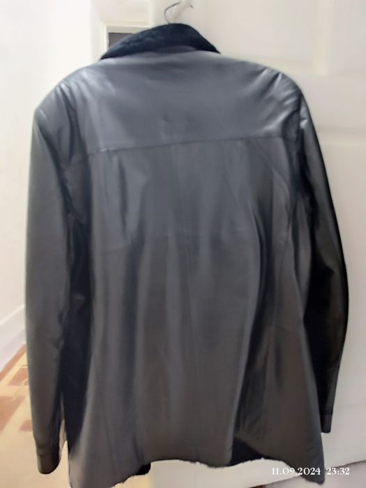 Продам Мужской Кожаный Куртка