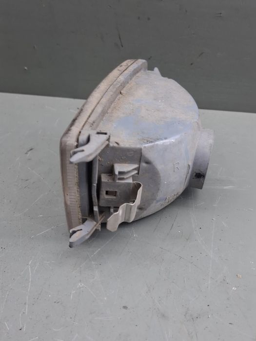 Lampa semnalizare fata dreapta 12-1603B Volkswagen VW Golf 1993