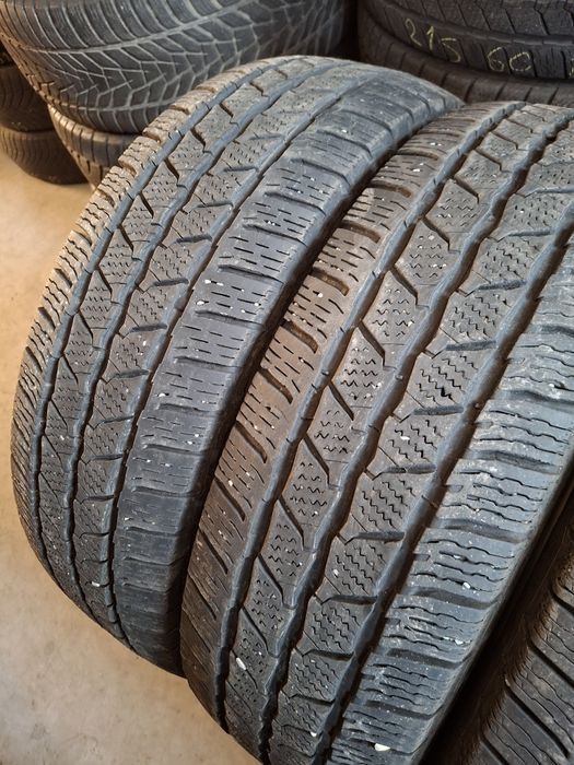 4 Anvelopele de iarnă 205 75 r16C Continental