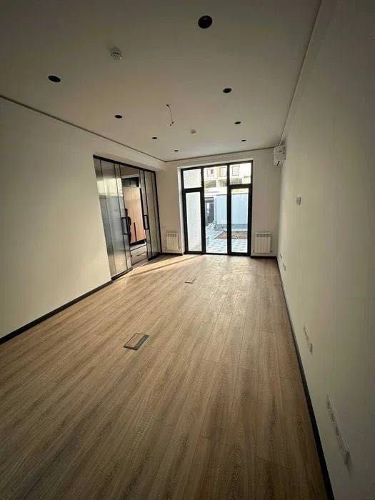 Аренда офис Alfraganus center 210 м²
