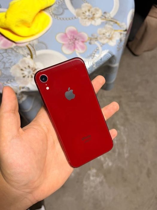Продам iPhone XR 128гб