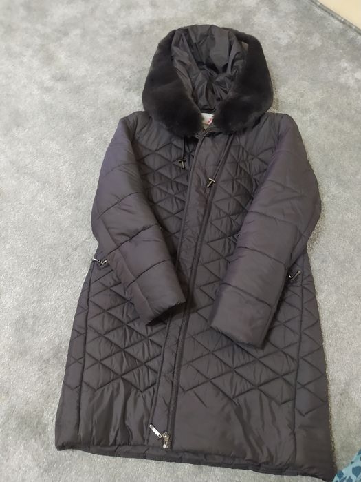 Куртка теплая на подкладке из верблюжьей шерсти