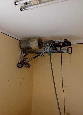 Диамантено пробиване с боркорони