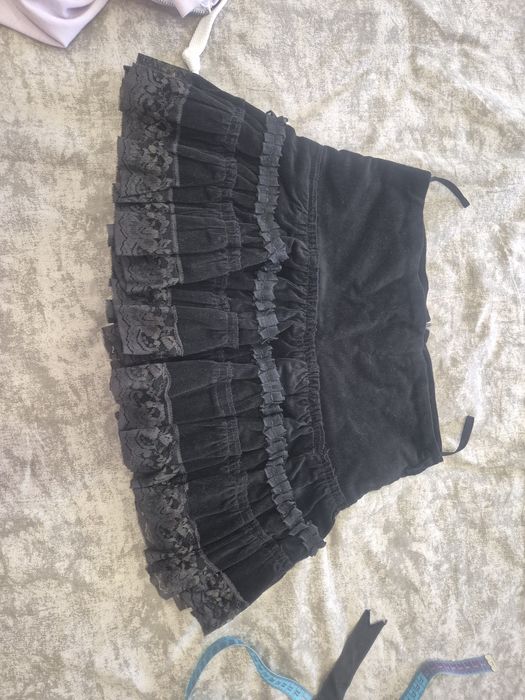 Юбка новая, красивая