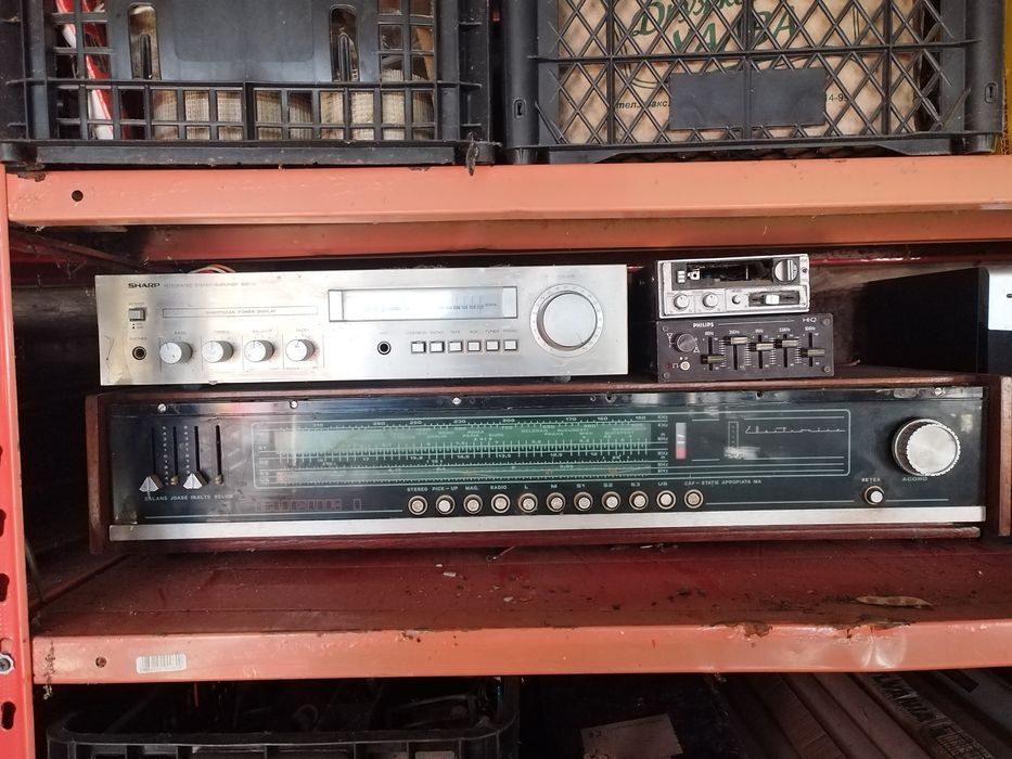 Amplificatoare, tunere, radiouri -3220, Turist, Vef Selena.