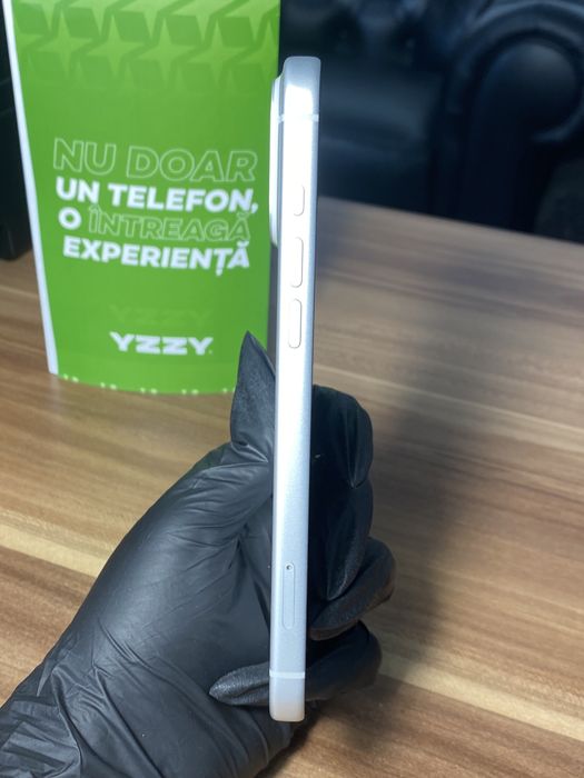 iPhone 17 Pro Max • 512 GB • Silver