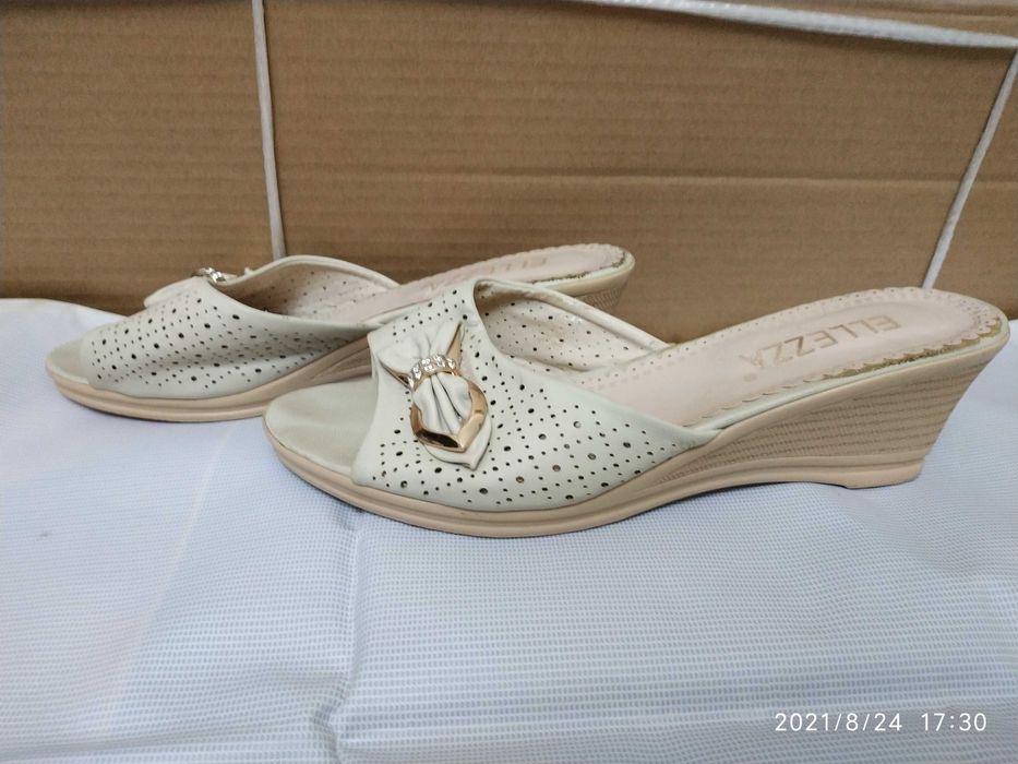 Босоножки женские размер 41.