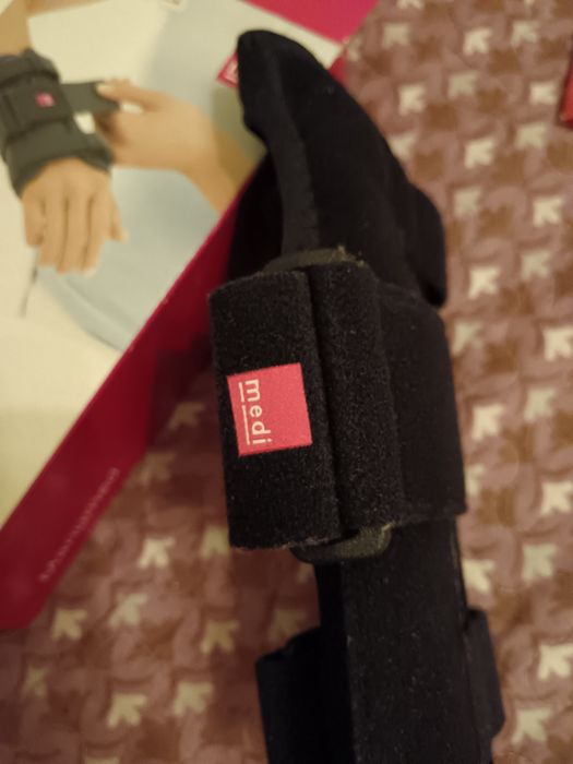 Бандаж для кисти Munumed