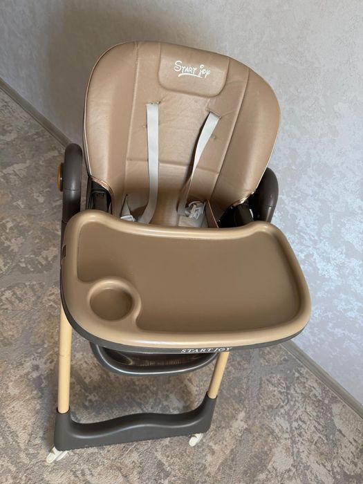 Продаю стульчик для кормления