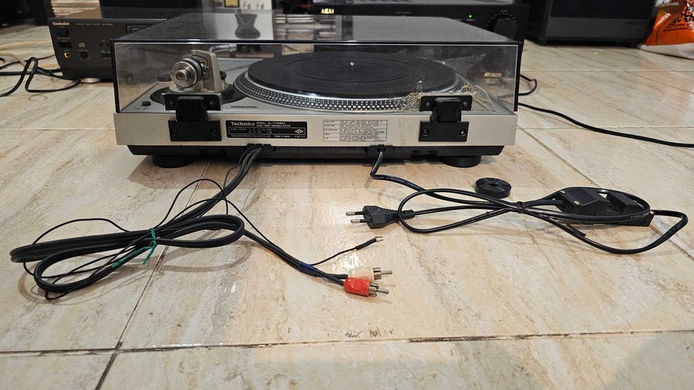 Pickup Technics SL-1700MK2 direct drive functional (cititi) test video
