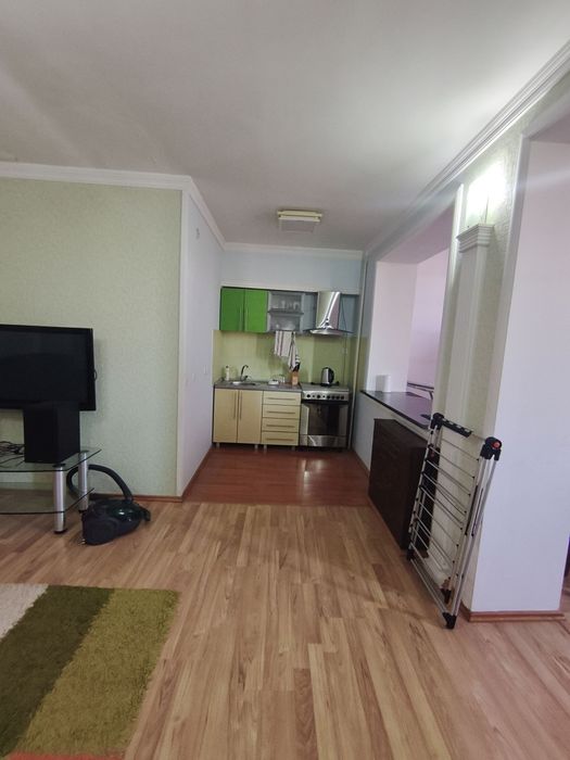 2 х ком на Ц 5 Аллайский ,банк Ипак йули метро Абдулла Кодири