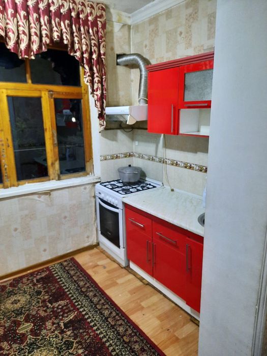 2 xona 2 etaj balkon 2*6 uy egasidan Sergeli 2 mavze sotiladi