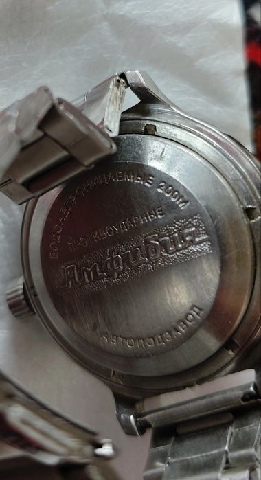 Продаются Командирские часы