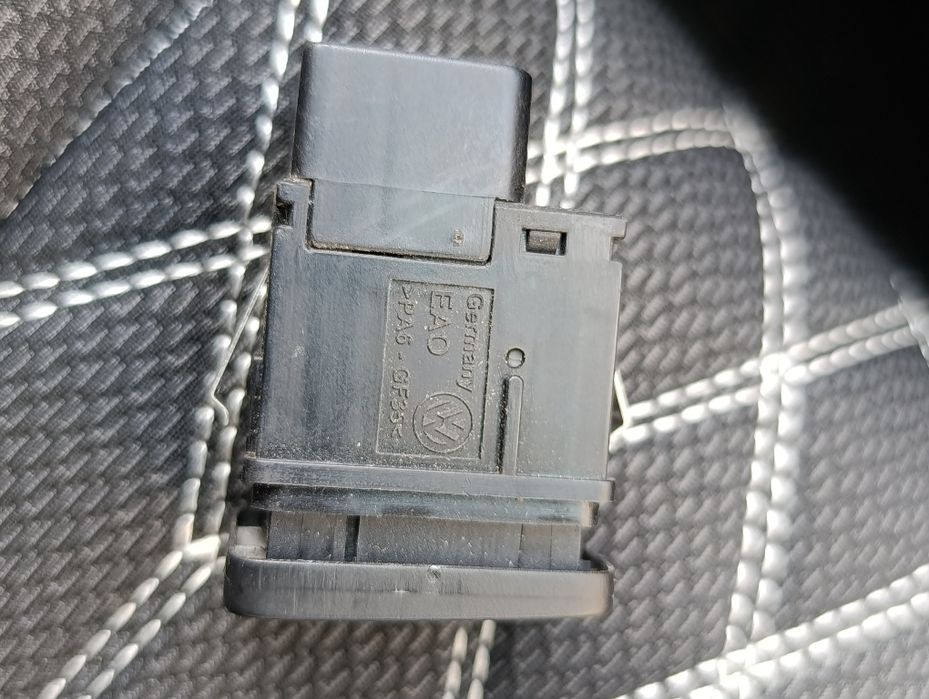 Кнопка ручника пассат б 6