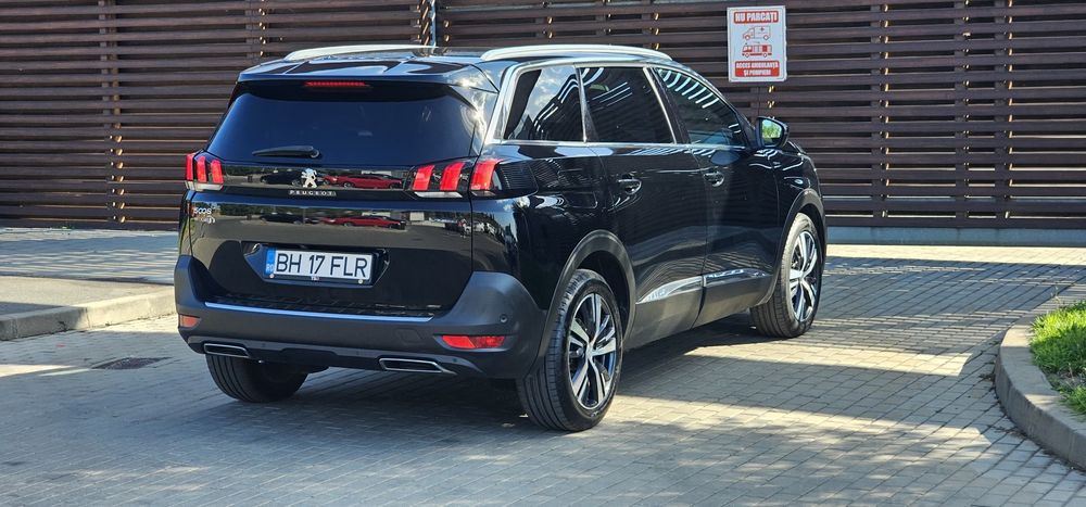Peugeout 5008 1.5 GT