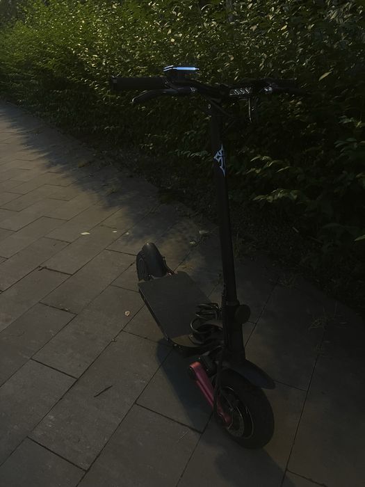 Vand trotineta electrica KUGOO G-BOOSTER