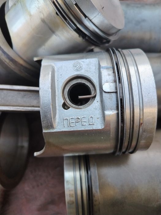 Продам запчасти на газ-53