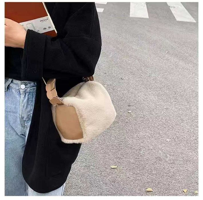 Сумка меховая, женская. Новая!