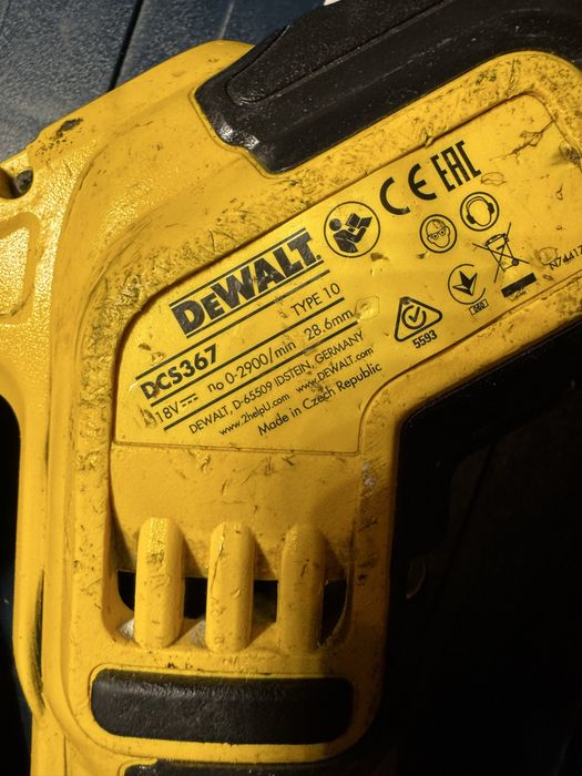 Fierastrau sabie dewalt dcs 367