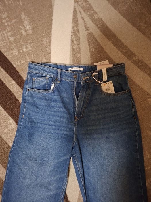 Продавам нови дамски дънки