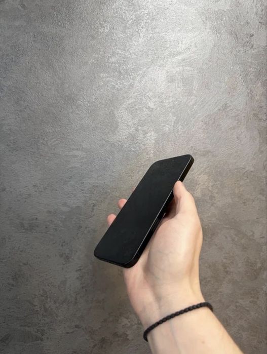 Iphone 16 Black 100%