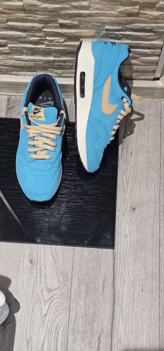 Маратонки Nike air max