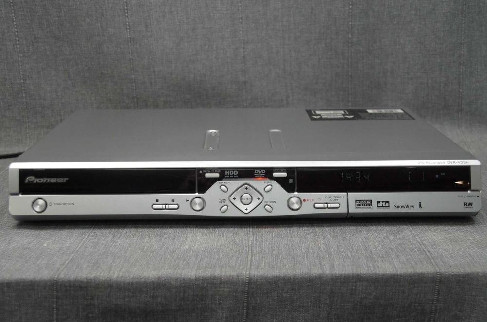 Pioneer recorder S Video Plus Dolby DTS DVD & HDD