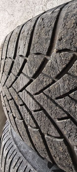 Зимни гуми с джанти 17" Bridgestone