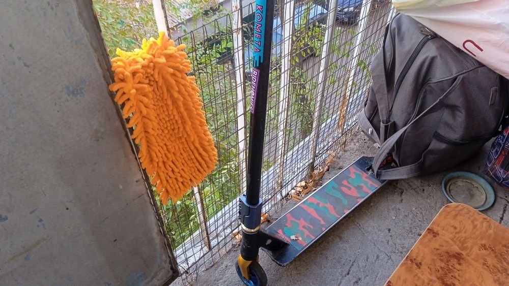 Продам самокат трюковрй