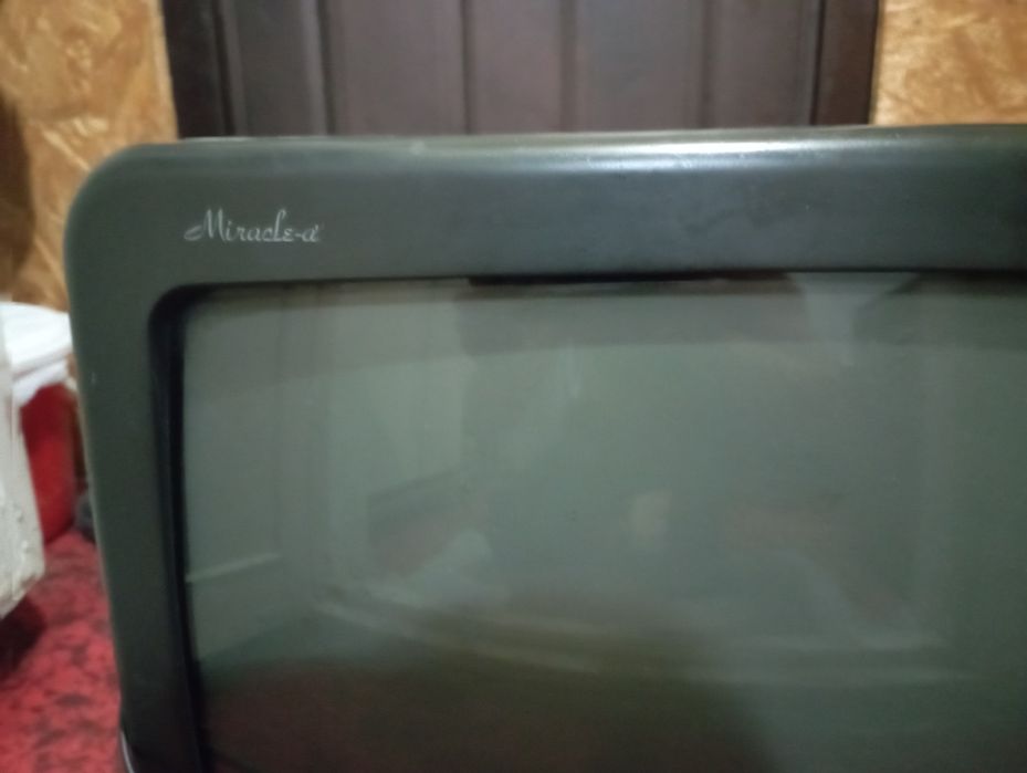 Продаю телевизор и приставка