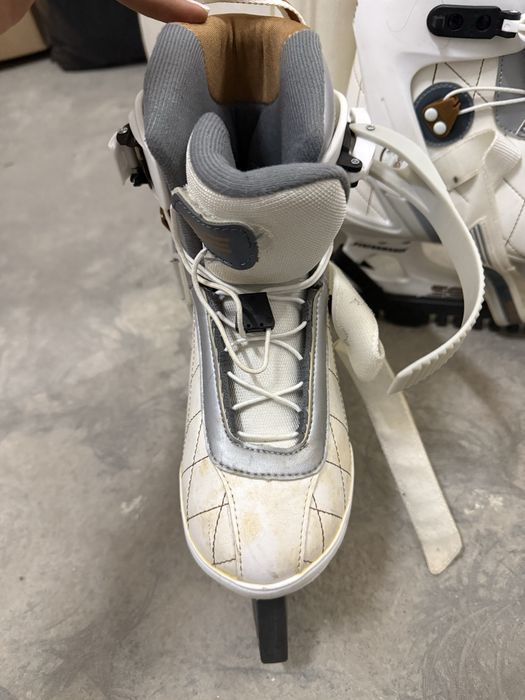 Patine gheata masura 40