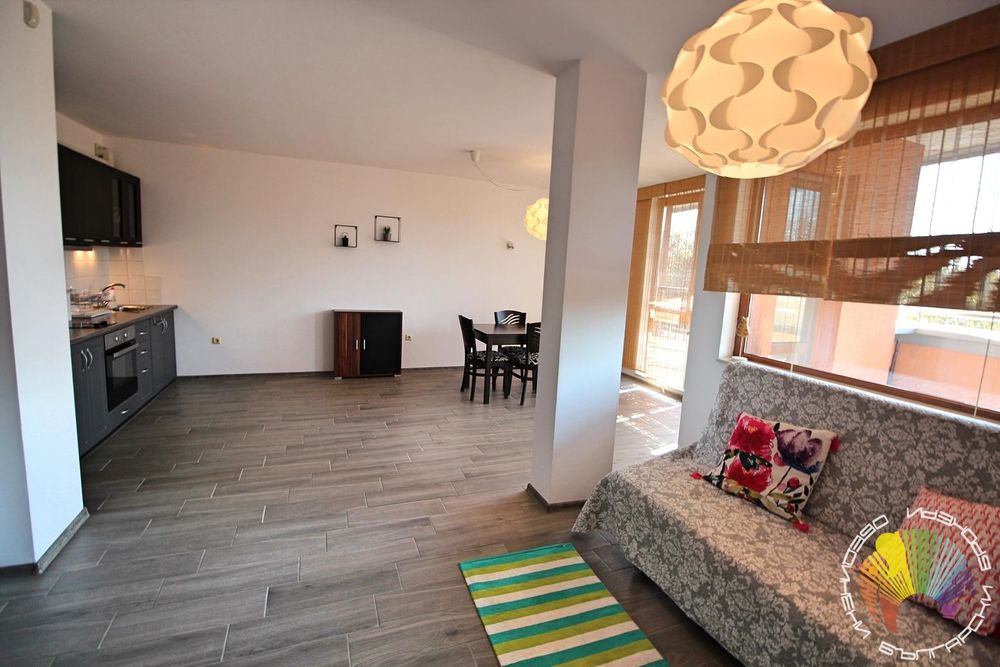 Дава се под наем Двустаен апартамент в Бургас, Лазур - 80 кв.м за 510 € - Снимка #6