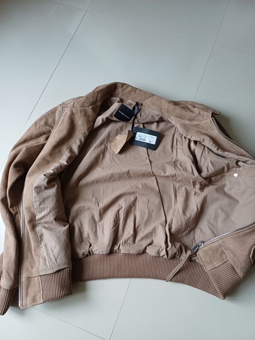Продавам мъжко кожено яке Costume National