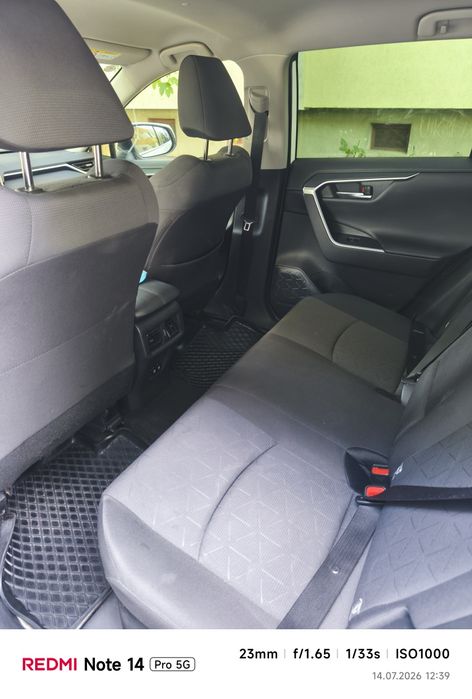 Vând Toyota RAV4