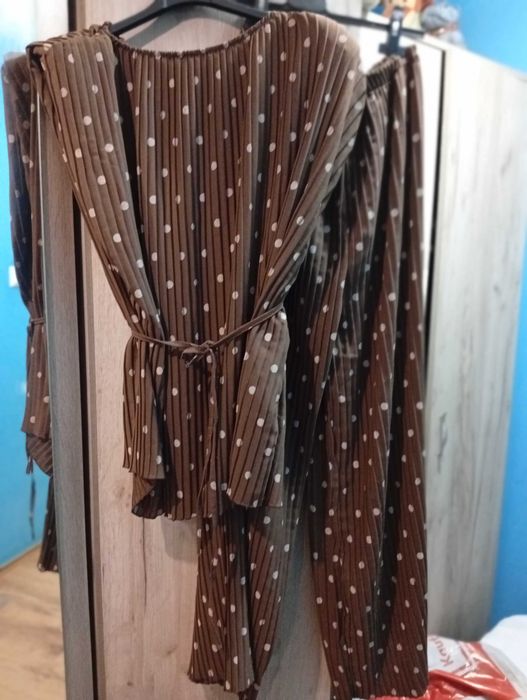 Leten Komplekt...