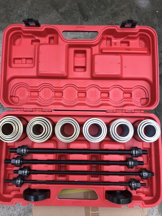 Комплект за монтаж и демонтаж на селенови втулки,лагери,семеринги