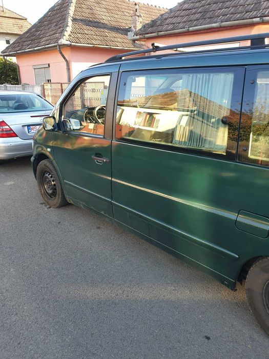 Mercedes V-Class 2002 2.2